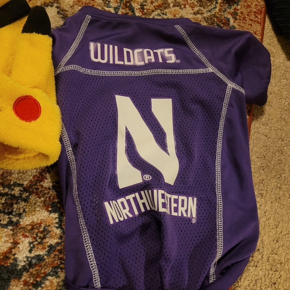 3/$25! Pet outfits for small dogs or cats - Picture 6 of 10